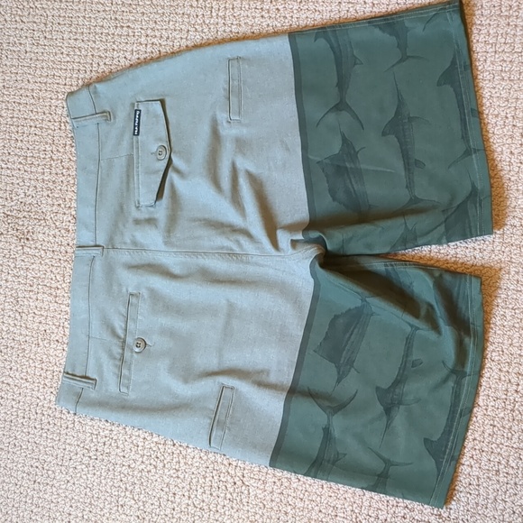 Huk Performance Fishing Shorts - Picture 8 of 8